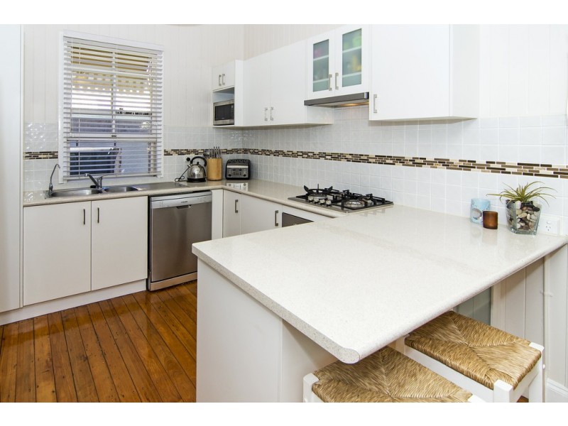 206 South Street, South Toowoomba QLD 4350