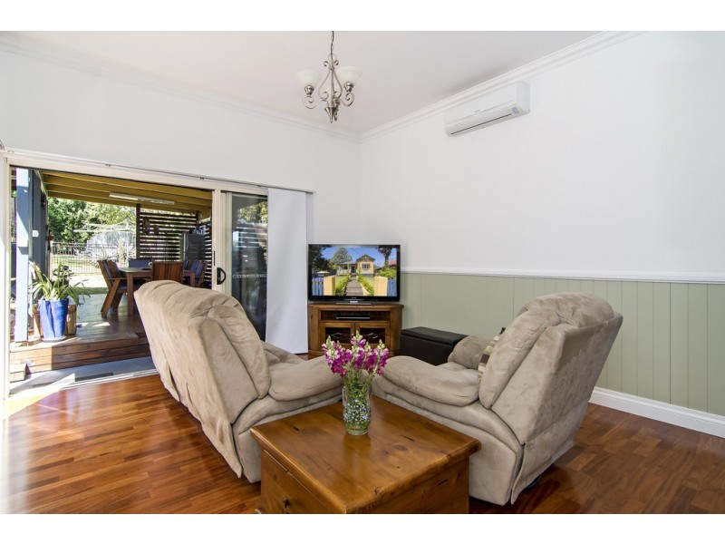 206 South Street, South Toowoomba QLD 4350