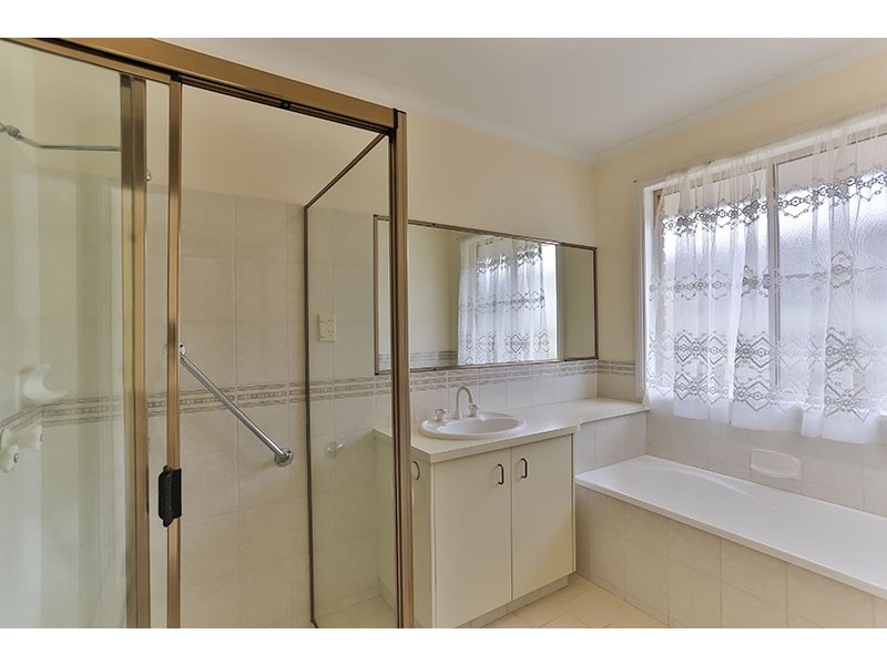 14 Falconer Court, Rangeville QLD 4350