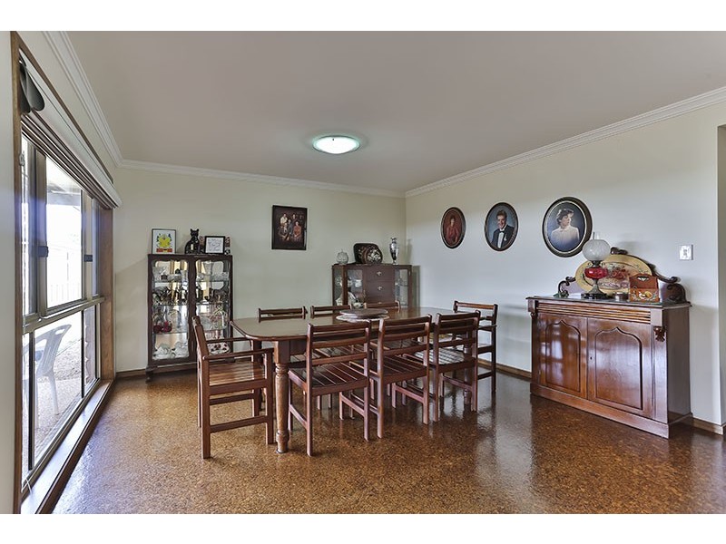 28 Calypso Crescent, Middle Ridge QLD 4350