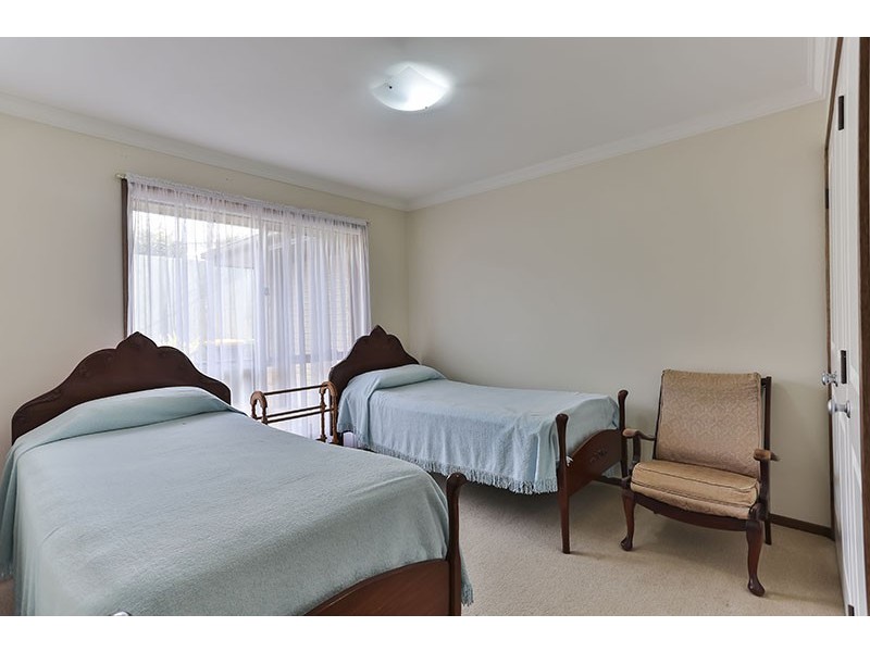 28 Calypso Crescent, Middle Ridge QLD 4350