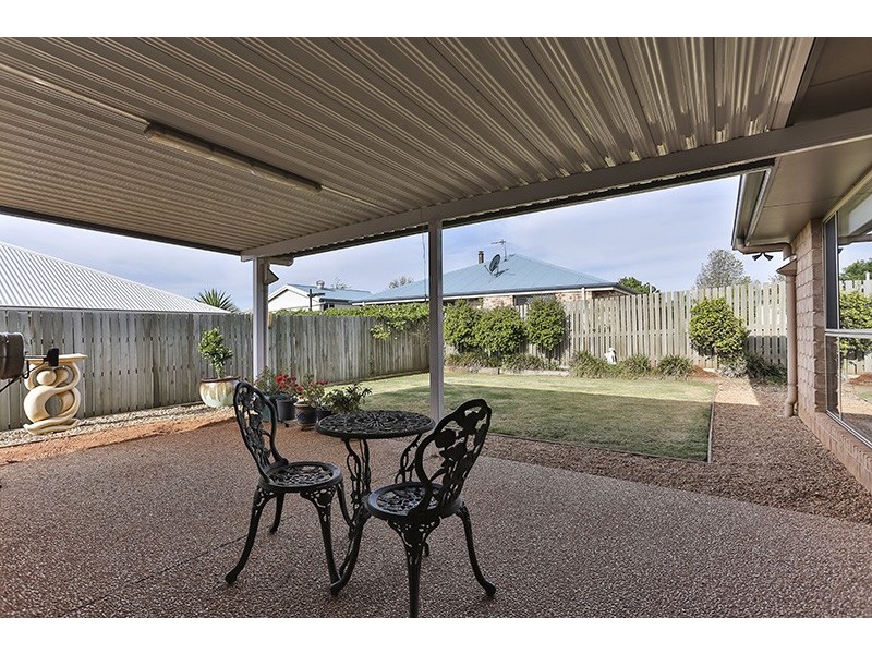 28 Calypso Crescent, Middle Ridge QLD 4350
