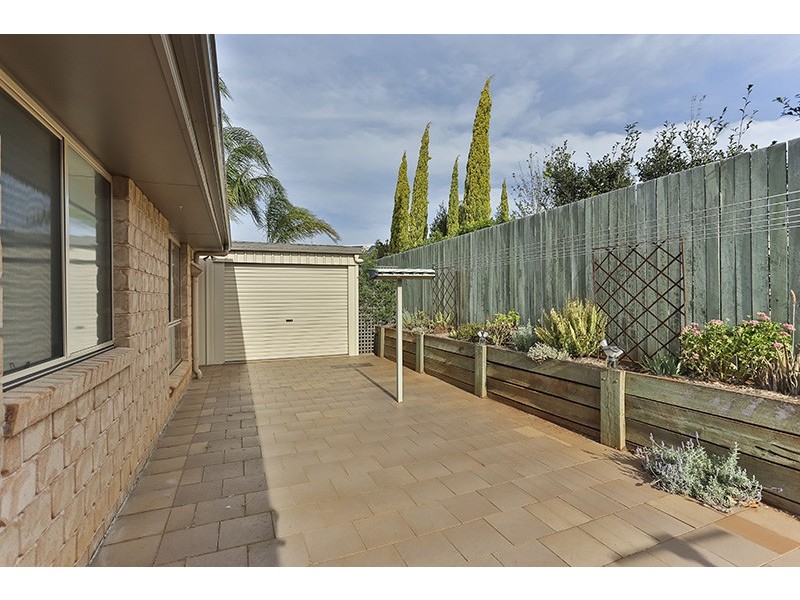 28 Calypso Crescent, Middle Ridge QLD 4350