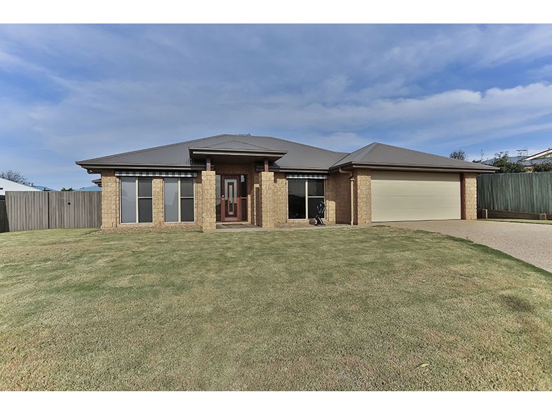 28 Calypso Crescent, Middle Ridge QLD 4350