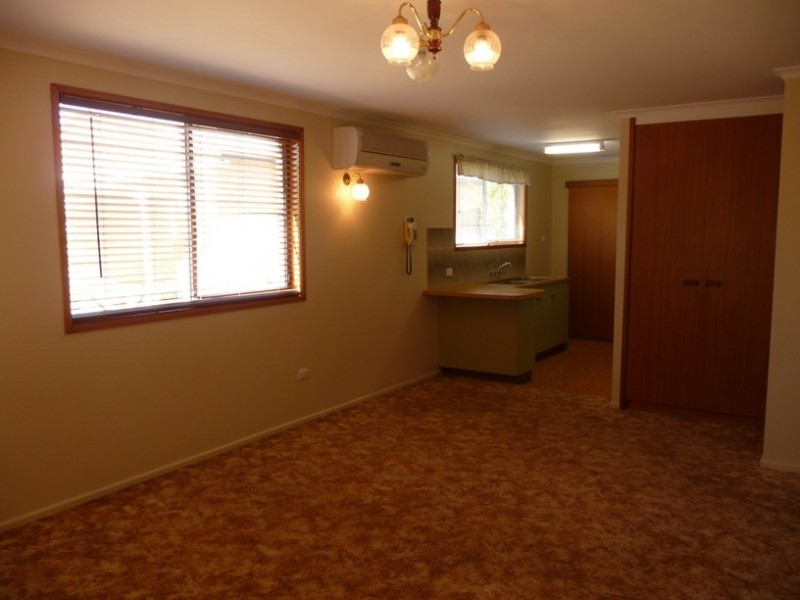 2/80 Alderley Street, Rangeville QLD 4350