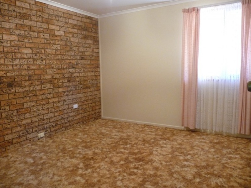 2/80 Alderley Street, Rangeville QLD 4350