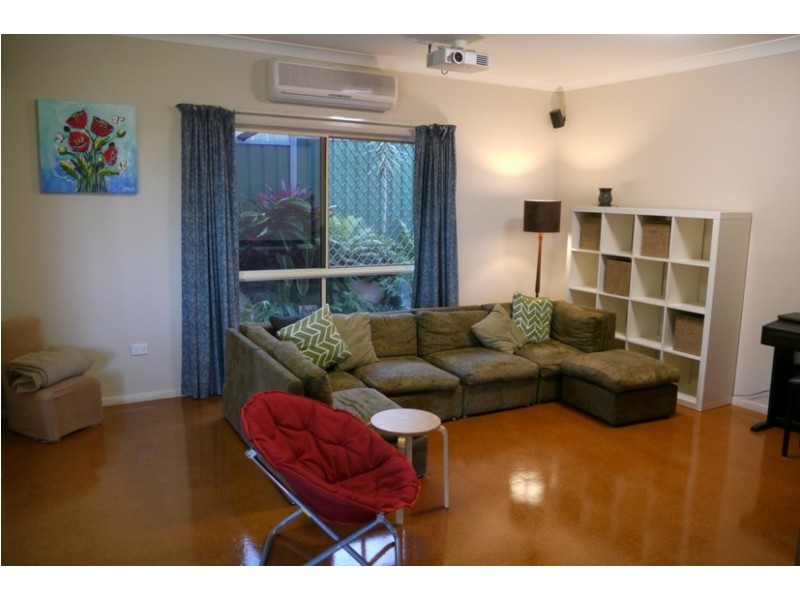 10 Dalston Court, Mount Lofty QLD 4350