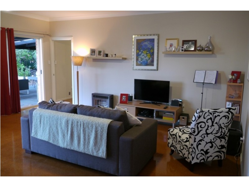 10 Dalston Court, Mount Lofty QLD 4350