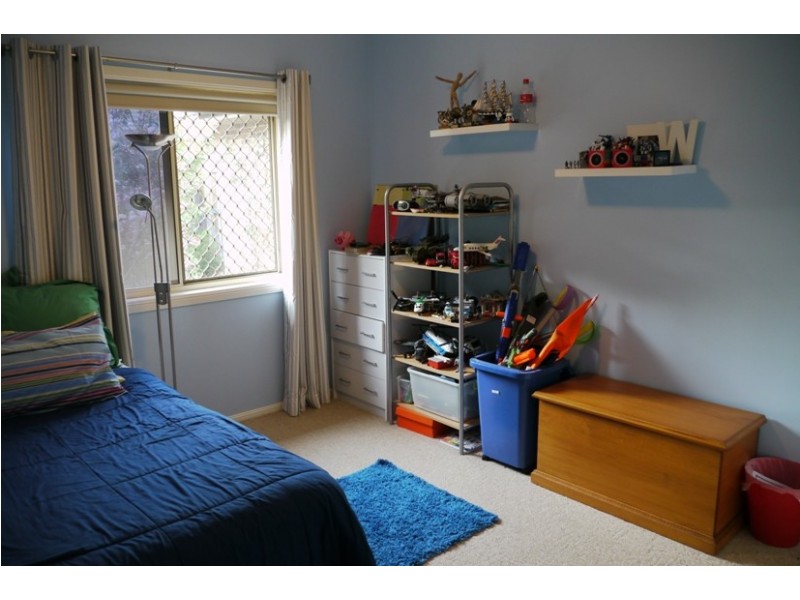 10 Dalston Court, Mount Lofty QLD 4350