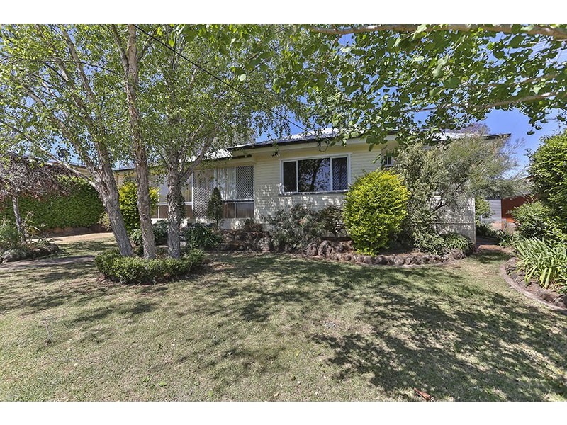 22 Webb Street, Rangeville QLD 4350