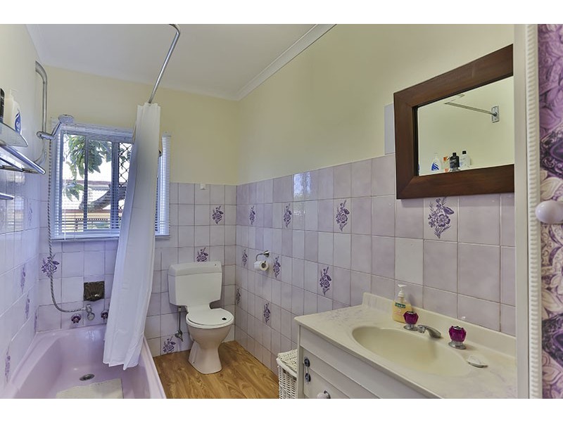 6 Burstow Street, East Toowoomba QLD 4350