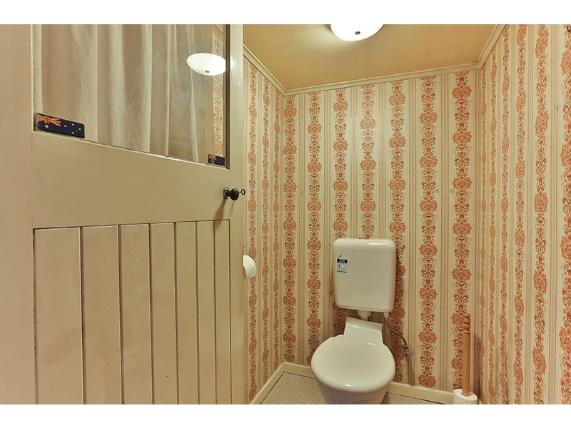 6 Burstow Street, East Toowoomba QLD 4350