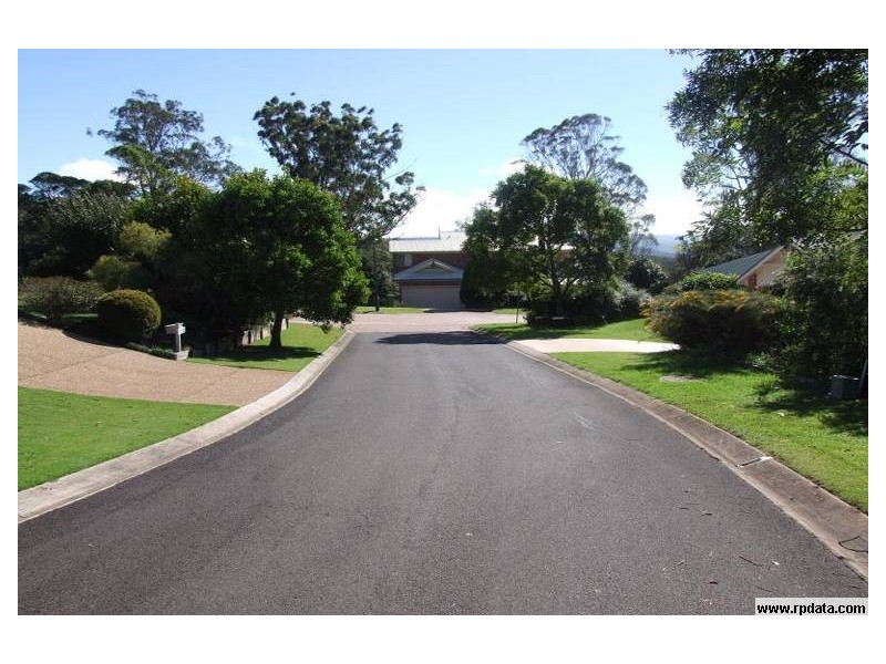 3 Grasmere Court, Mount Lofty QLD 4350