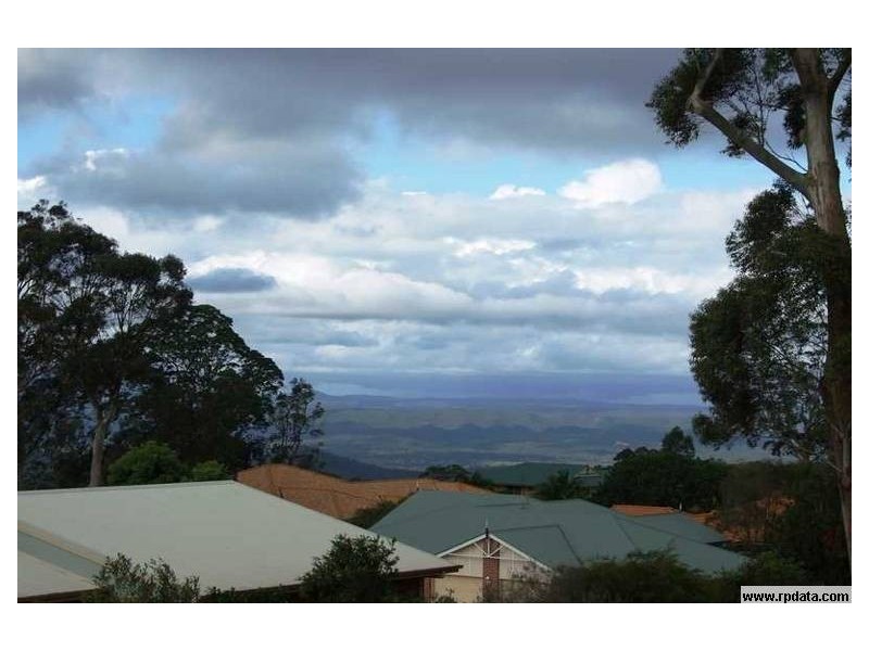 3 Grasmere Court, Mount Lofty QLD 4350