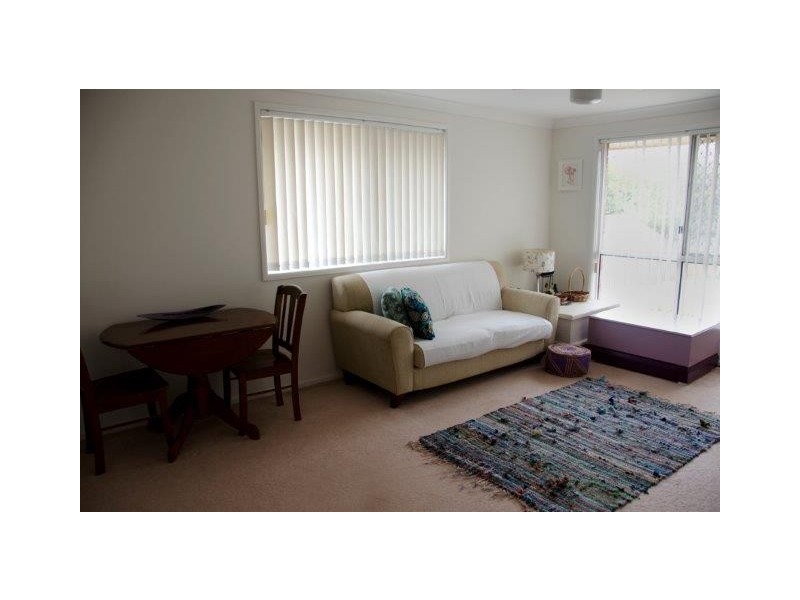 2/3 Gabrielle Street, Kearneys Spring QLD 4350