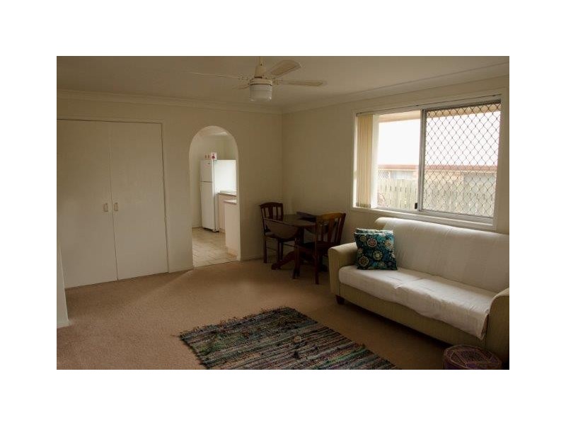 2/3 Gabrielle Street, Kearneys Spring QLD 4350