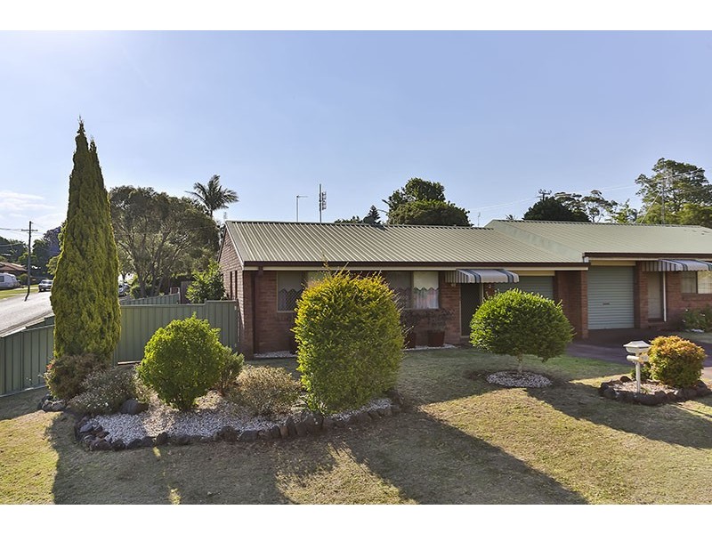 2/11 Lynne Street, Centenary Heights QLD 4350