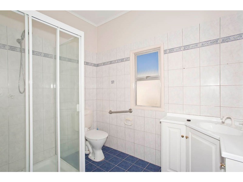 12 McWaters Street, North Toowoomba QLD 4350