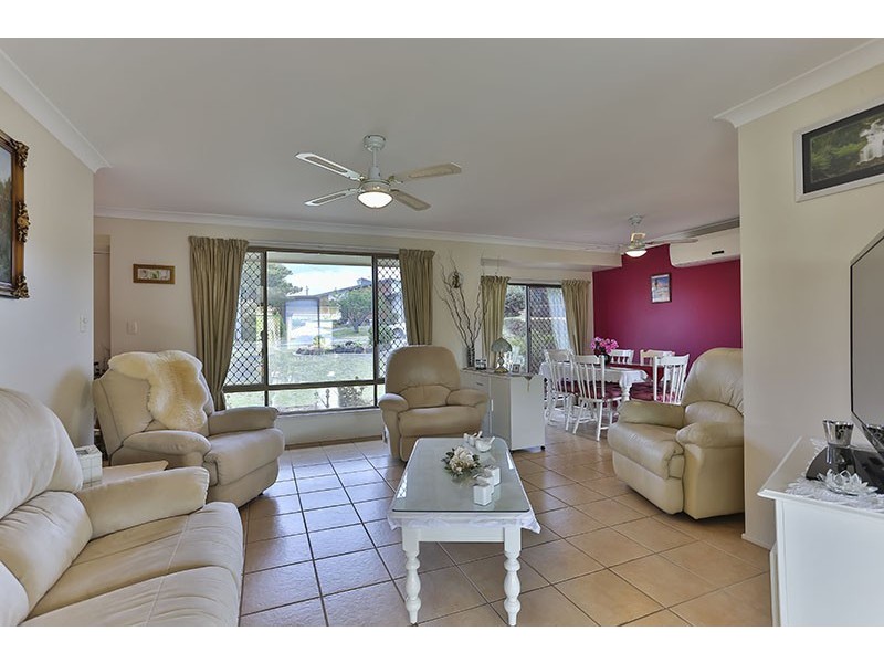 9 Zoe Court, Centenary Heights QLD 4350