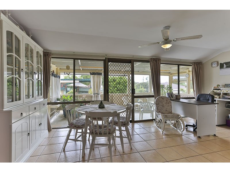 9 Zoe Court, Centenary Heights QLD 4350