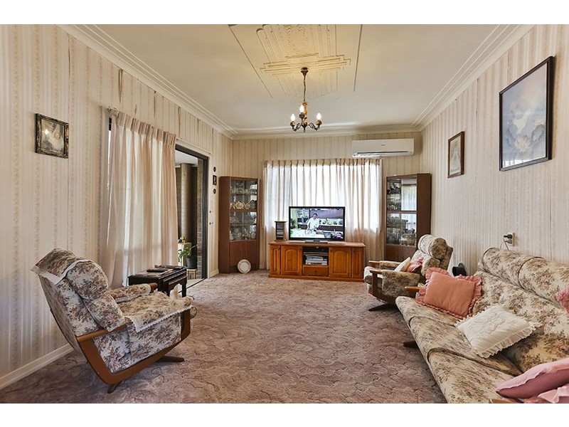 272 Alderley Street, Centenary Heights QLD 4350