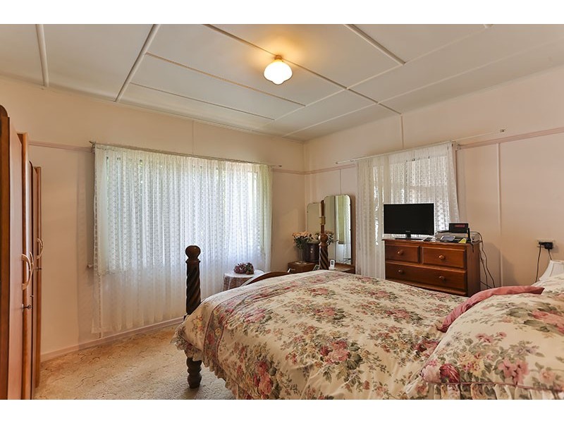 272 Alderley Street, Centenary Heights QLD 4350