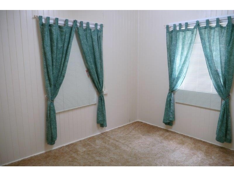 66 Gordon Avenue, Newtown QLD 4350