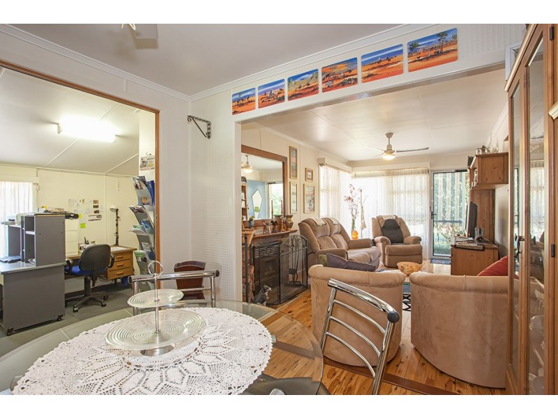 26 Skehan Street, Centenary Heights QLD 4350