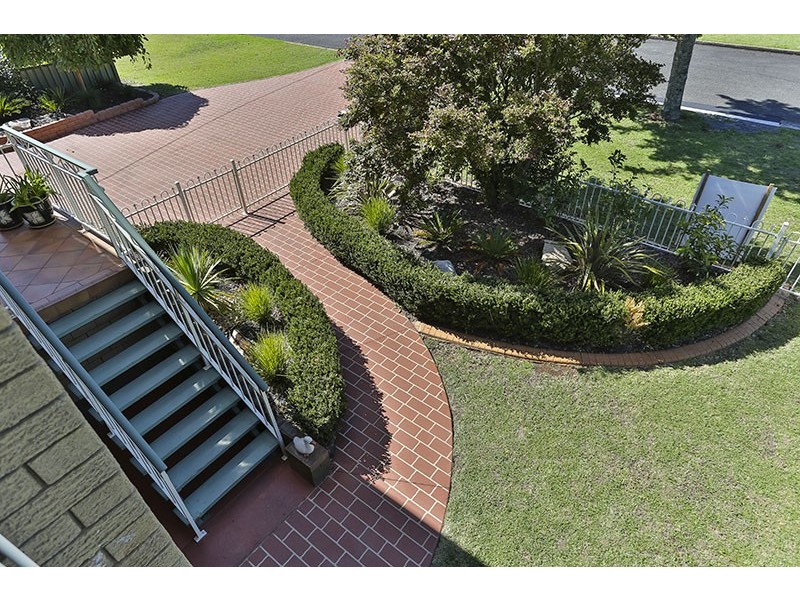 24 Hazel Street, Centenary Heights QLD 4350