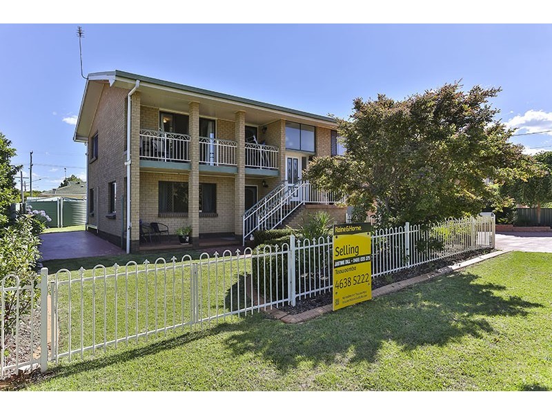 24 Hazel Street, Centenary Heights QLD 4350