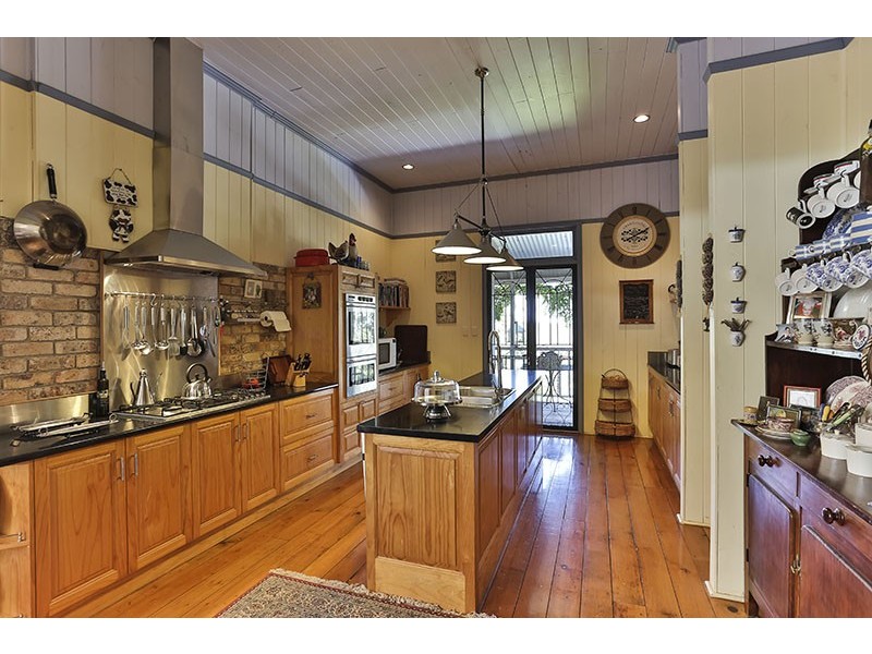 310 Anduramba Road, Crows Nest QLD 4355