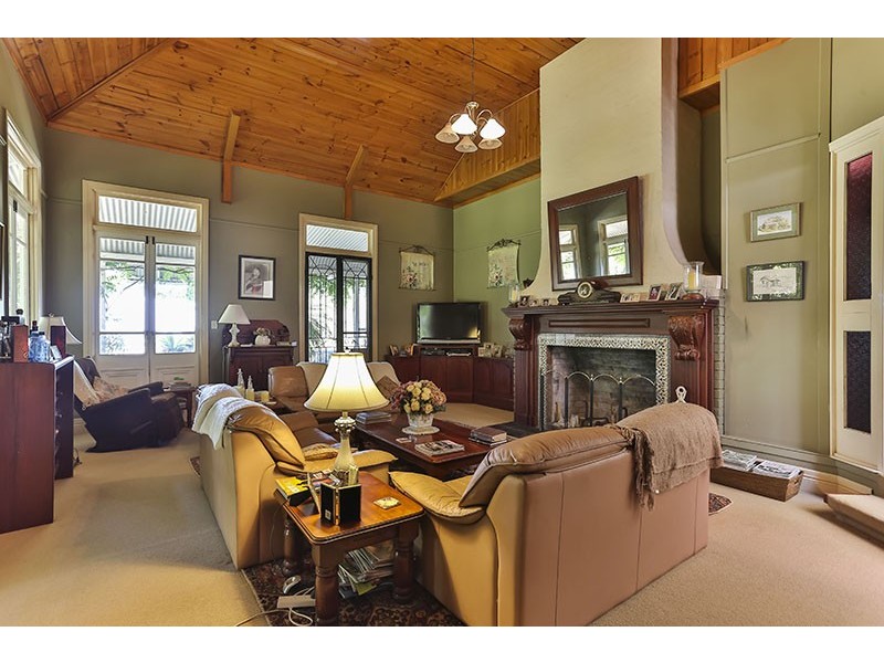 310 Anduramba Road, Crows Nest QLD 4355