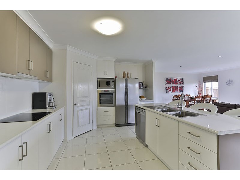 43 Kalimna Drive, Highfields QLD 4352