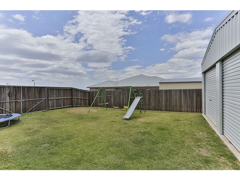 43 Kalimna Drive, Highfields QLD 4352