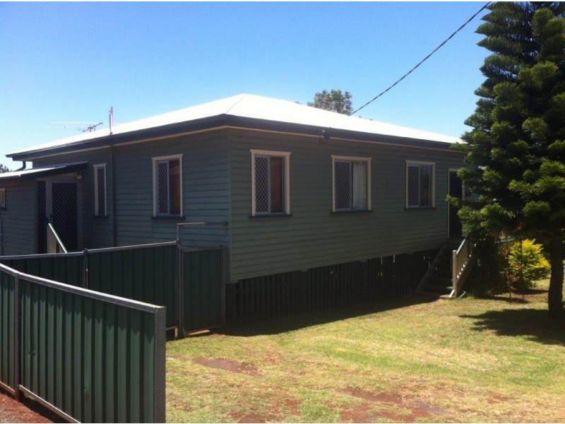 1 Macarthur Street, South Toowoomba QLD 4350