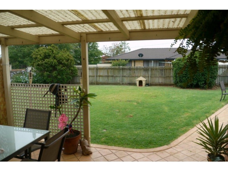 19 Elvery Court, Middle Ridge QLD 4350