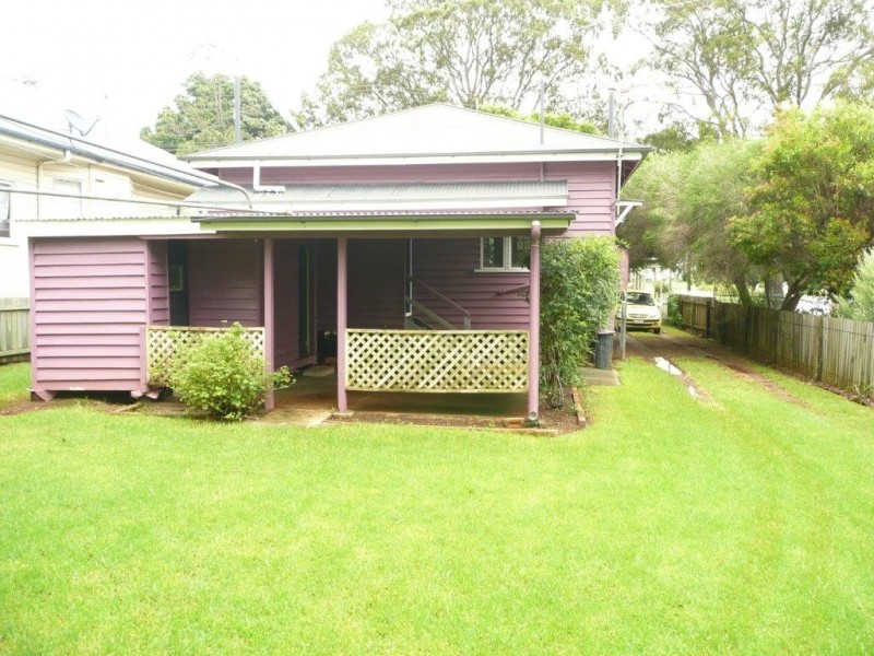 130 Holberton Street, Newtown QLD 4350