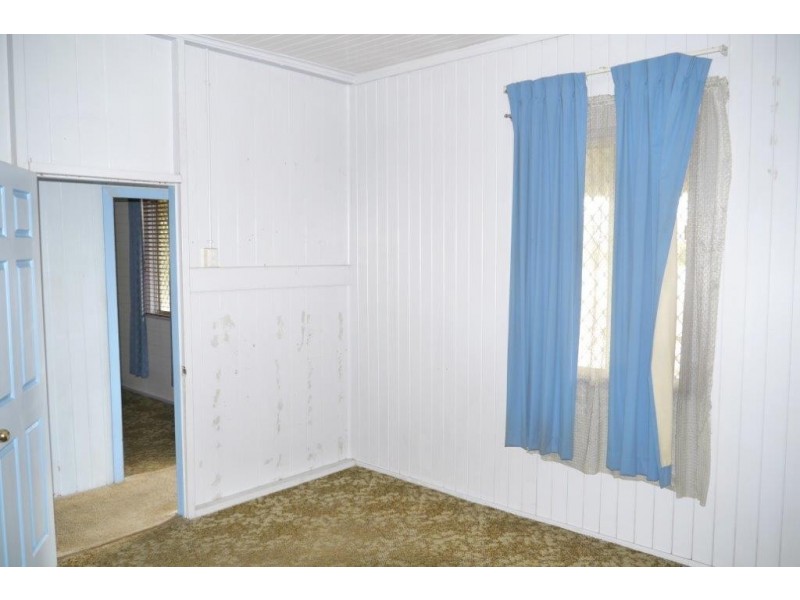 45 West Street, Newtown QLD 4350