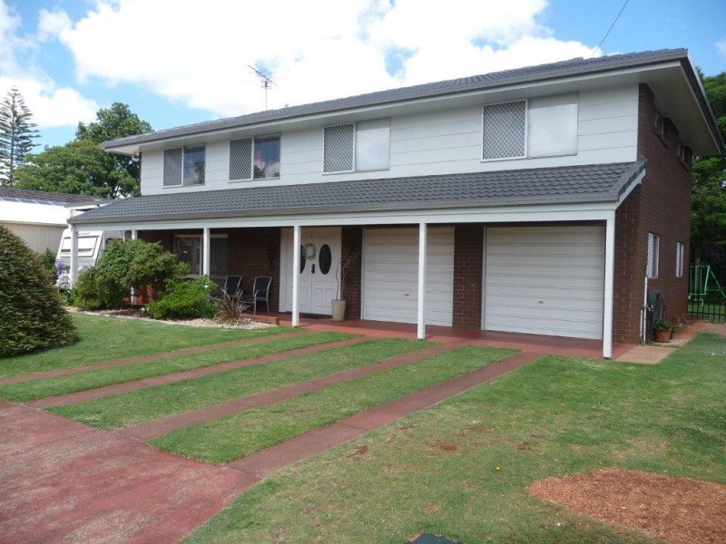 7 Moyna Court, Harristown QLD 4350