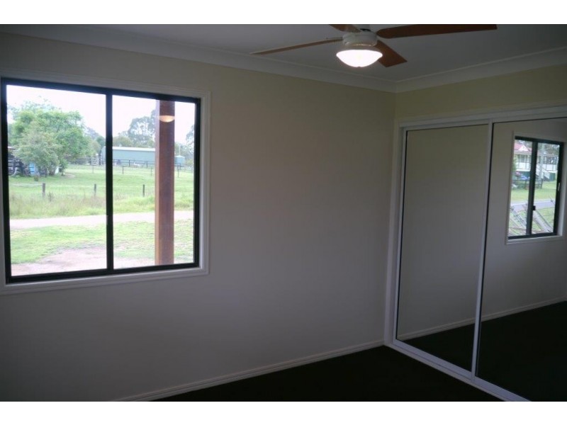 12 Hayden Street, Crows Nest QLD 4355