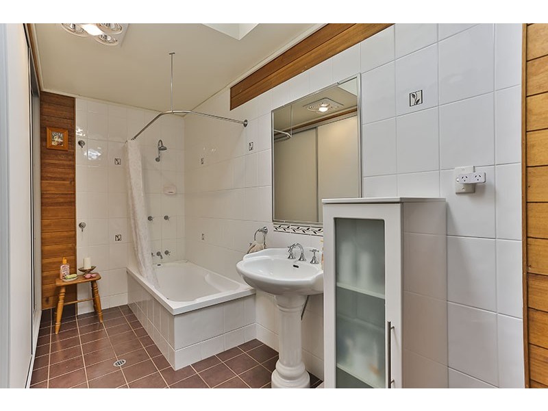 27 Cohoe Street, Cnr of Adina Street, Rangeville QLD 4350