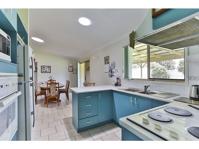 10 Alroe Court, Kearneys Spring QLD 4350
