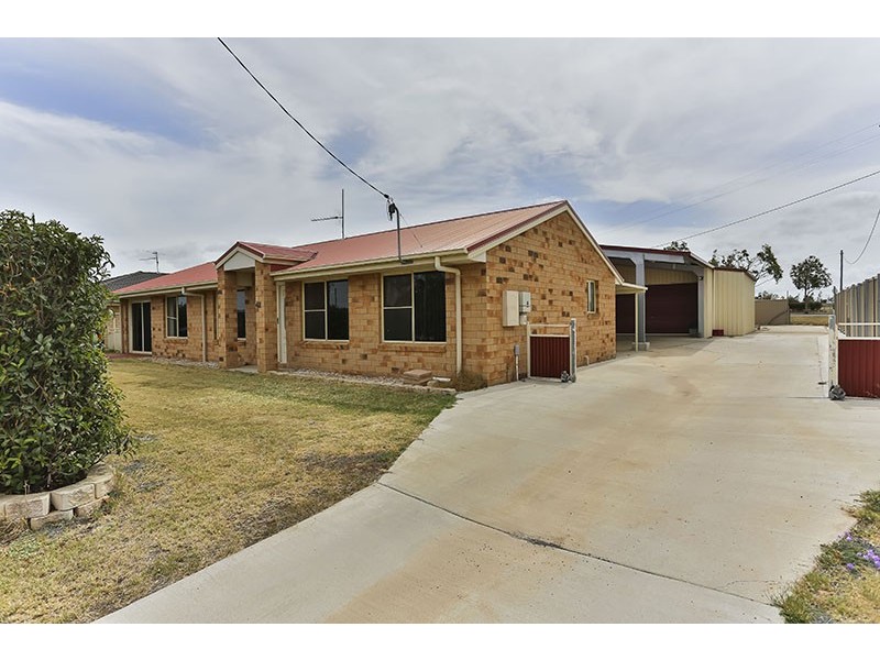 41 John Street, Cambooya QLD 4358