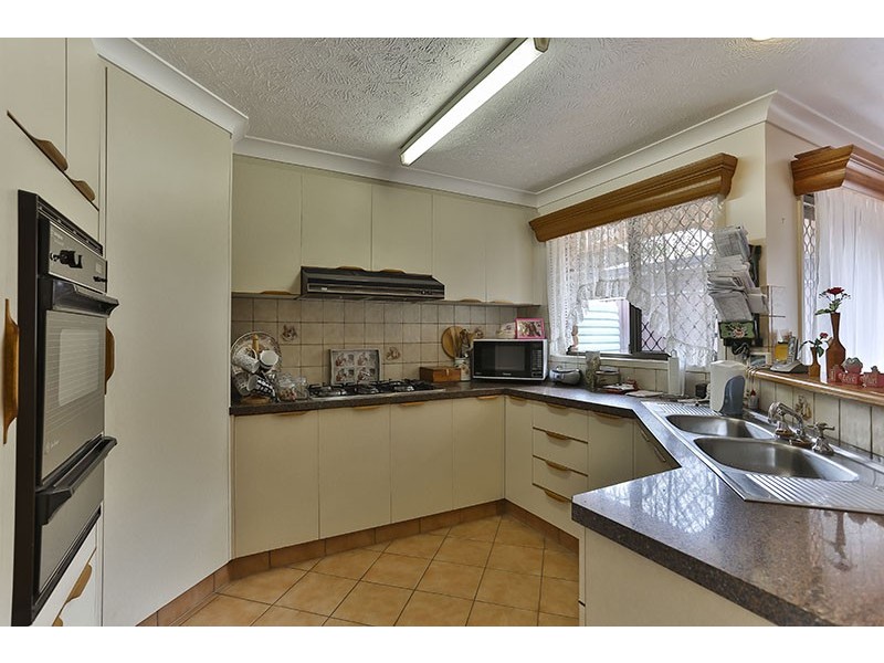 18 Brigalow Street, Newtown QLD 4350