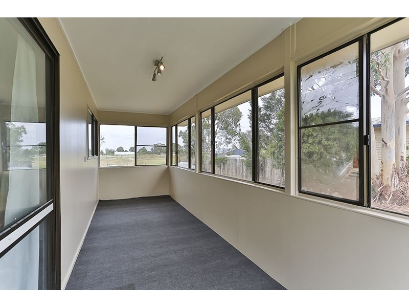 20 Lucy Street, Cambooya QLD 4358