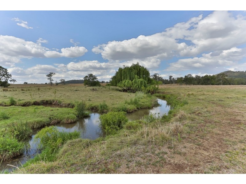 164 E Drews Road, Westbrook QLD 4350