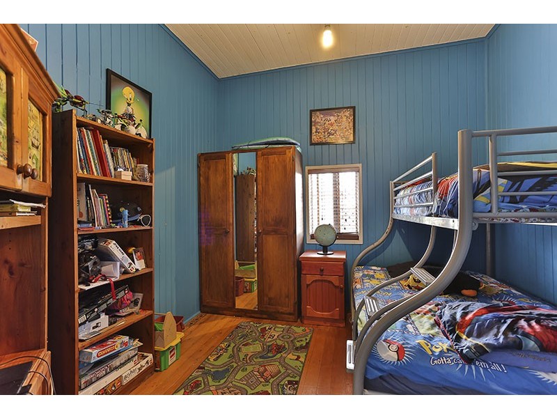 79 Ruthven Street, Harlaxton QLD 4350