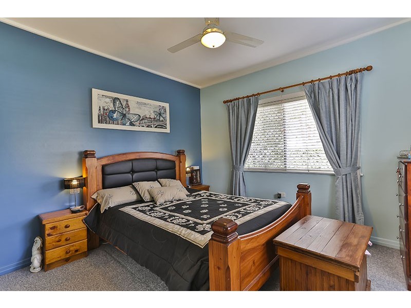 3 McLeish Street, Harristown QLD 4350