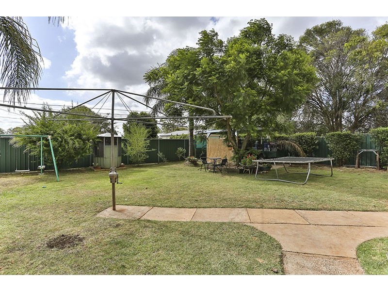 3 McLeish Street, Harristown QLD 4350