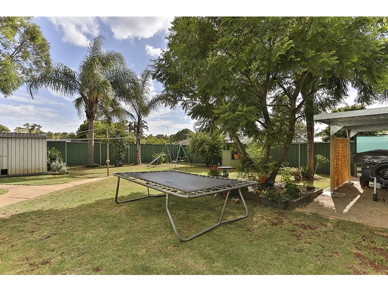 3 McLeish Street, Harristown QLD 4350